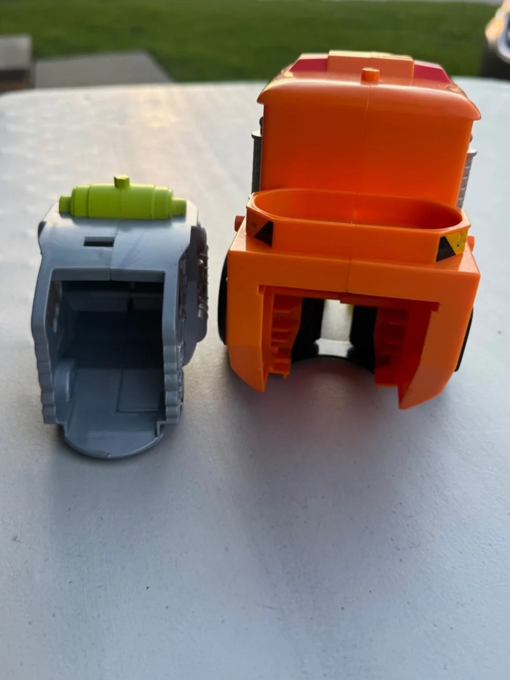 Grossery Gang Trash Pack Street Sweeper. Pre-owned
